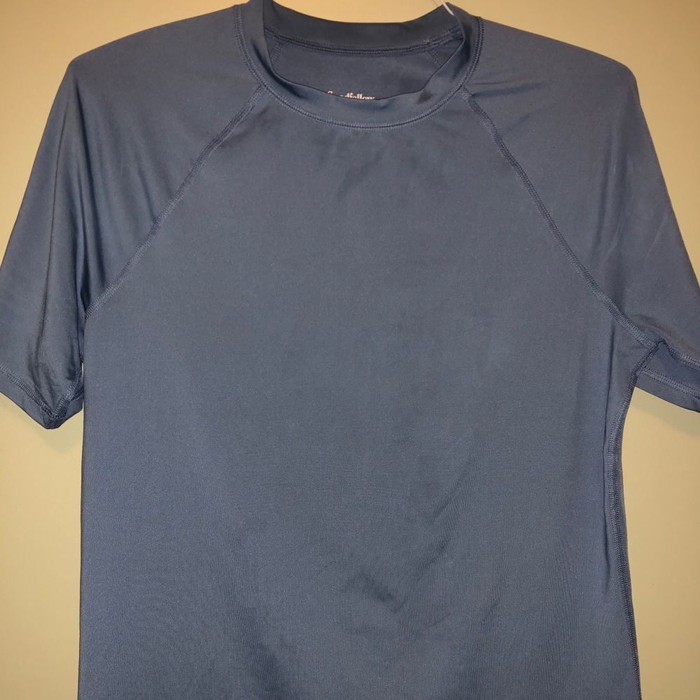 Men’s swim shirt